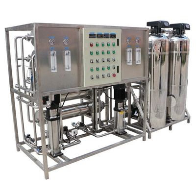 Bon prix Système commercial de traitement de l'eau par osmose inverse 220V/380V 98% rejet de sel en ligne