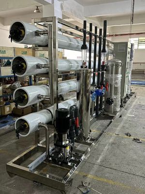 Bon prix Système de régulation de l'eau saumâtre à haute salinité Siemens PLC contrôlé pour l'eau d'alimentation 5-45.C en ligne