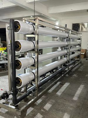 Bon prix 500-1000 M3/Jour Système d'oxydation de l'eau saumâtre avec contrôle PLC et stérilisateur UV en ligne