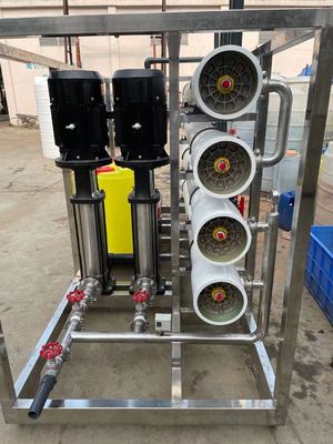 Bon prix Système de purification de l'eau par osmose inverse à 5 stades 380 V pour les industries lourdes en ligne