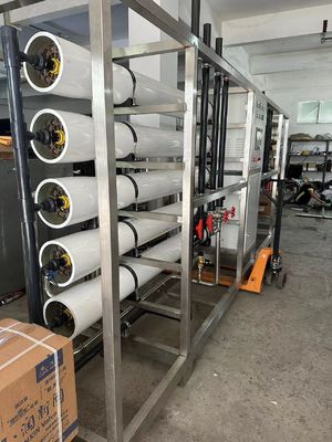 Bon prix Stérilisateur UV Système de régulation de l'eau saumâtre 150 à 300 psi Pression nominale en ligne