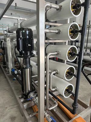 Bon prix SS304 Système de traitement de l'eau par osmose inverse avec Filmtec Système RO industriel à efficacité de membrane en ligne